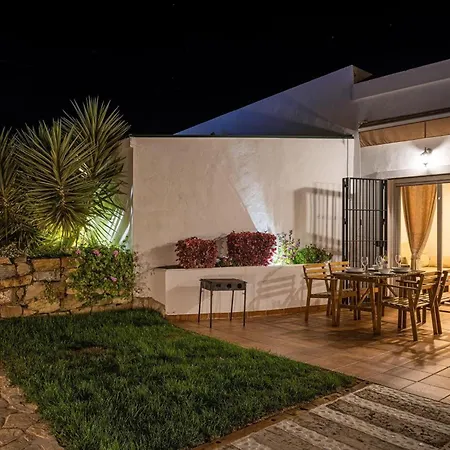 Vivienda Turistica Naranjos *