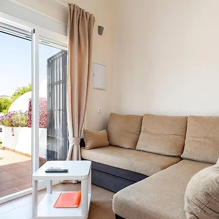 Сasa de vacaciones Vivienda Turistica Naranjos